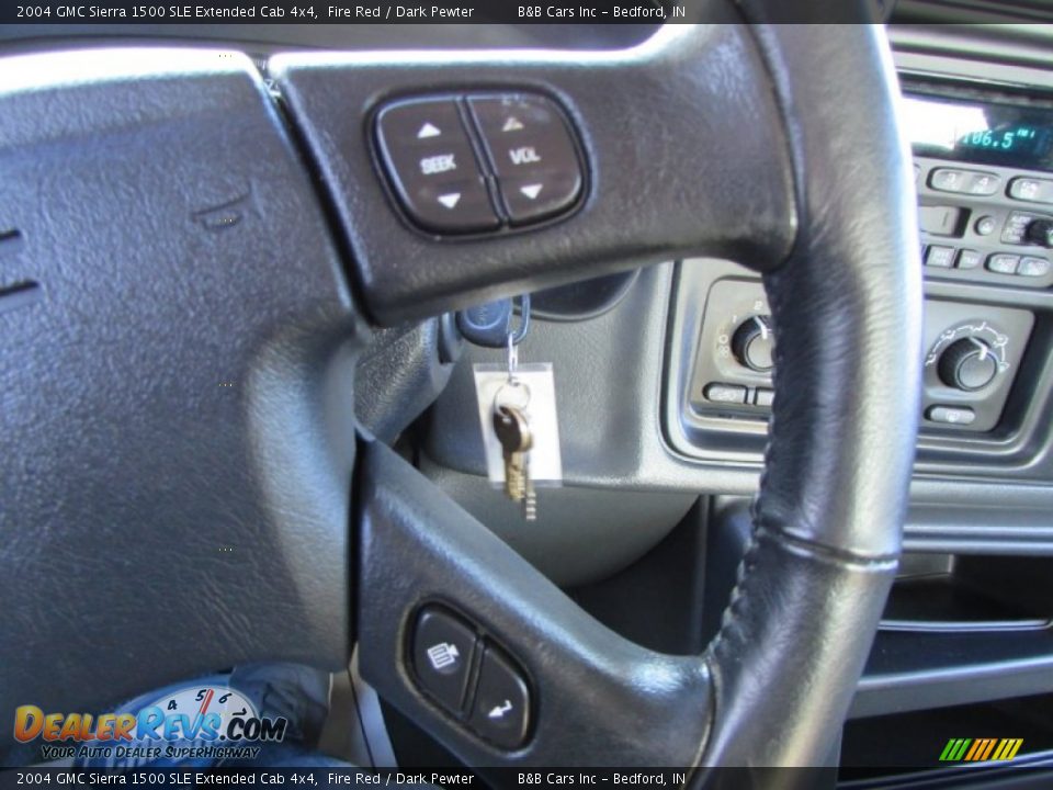 2004 GMC Sierra 1500 SLE Extended Cab 4x4 Fire Red / Dark Pewter Photo #35