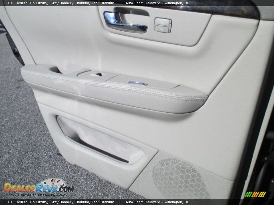 2010 Cadillac DTS Luxury Grey Flannel / Titanium/Dark Titanium Photo #20