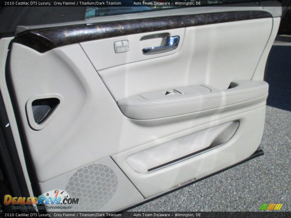 2010 Cadillac DTS Luxury Grey Flannel / Titanium/Dark Titanium Photo #22