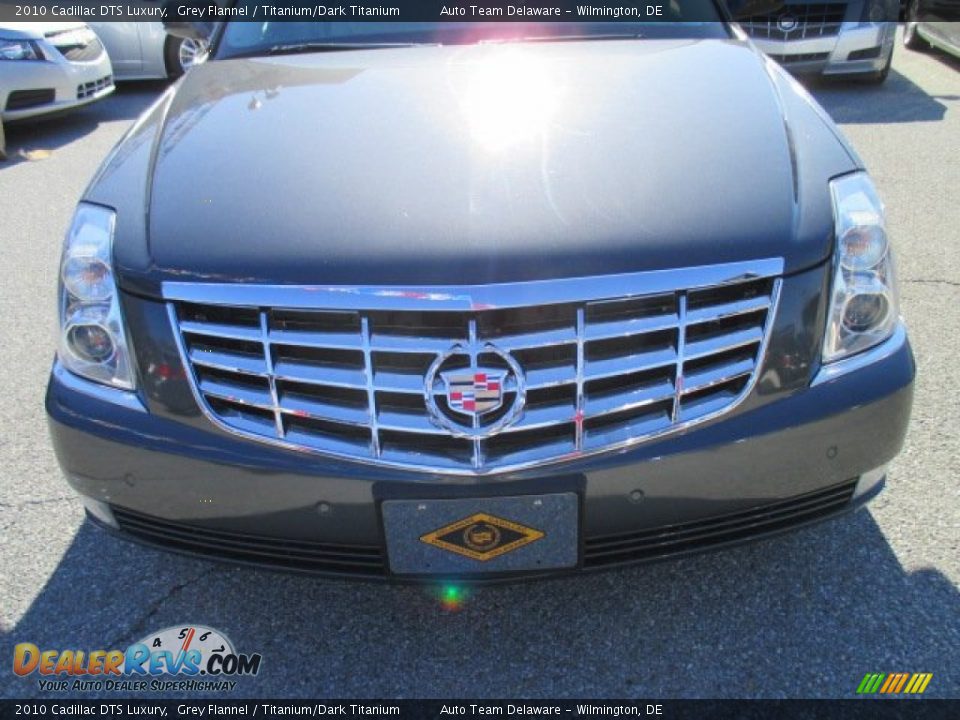 2010 Cadillac DTS Luxury Grey Flannel / Titanium/Dark Titanium Photo #25