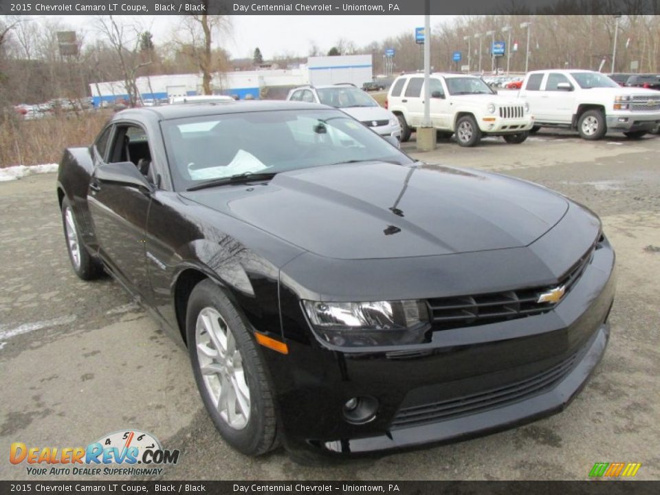 Front 3/4 View of 2015 Chevrolet Camaro LT Coupe Photo #8
