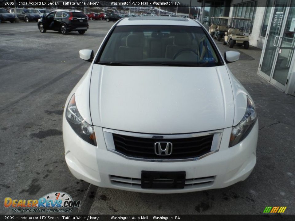 2009 Honda Accord EX Sedan Taffeta White / Ivory Photo #5