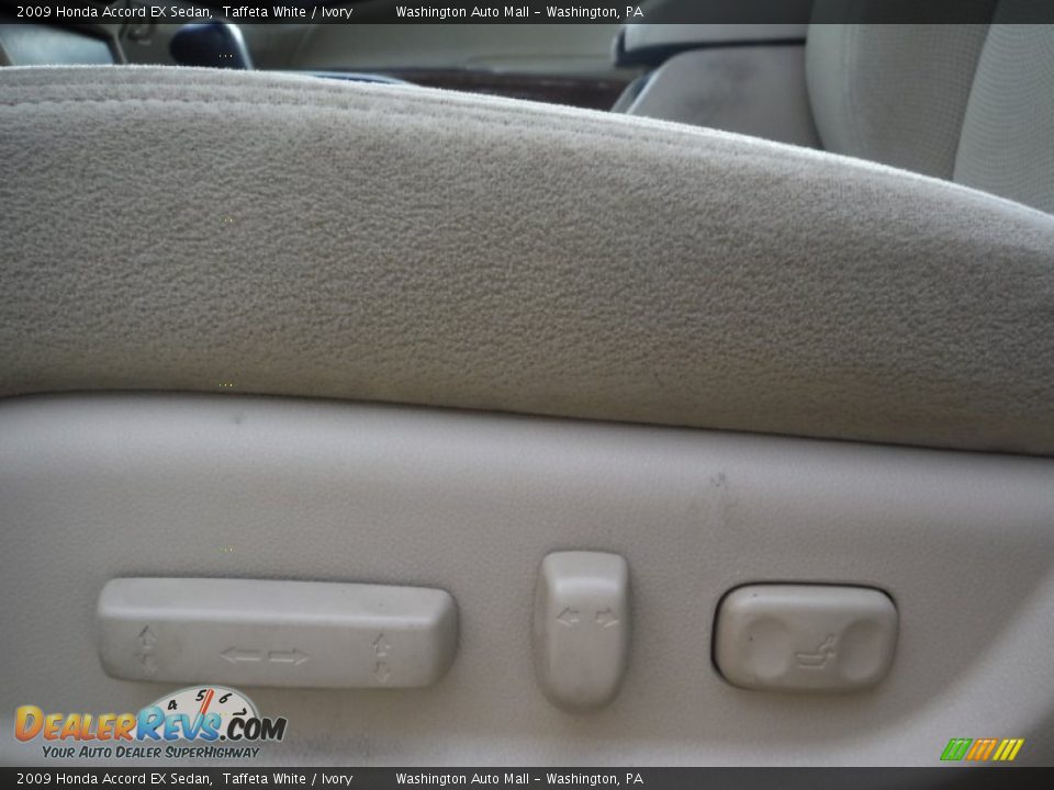 2009 Honda Accord EX Sedan Taffeta White / Ivory Photo #14