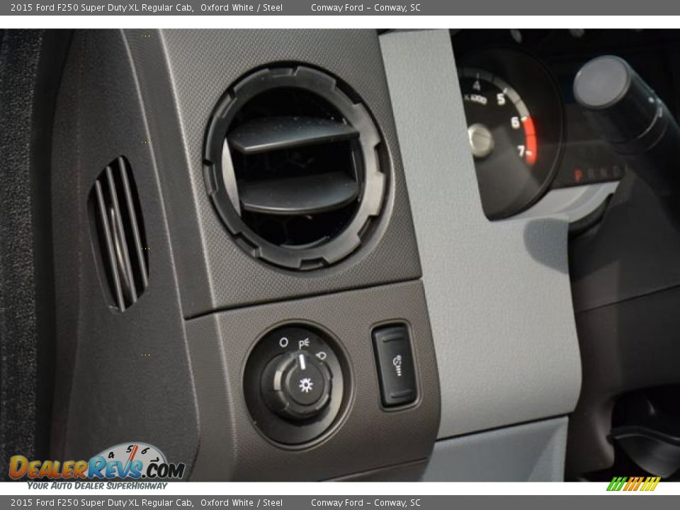 2015 Ford F250 Super Duty XL Regular Cab Oxford White / Steel Photo #12