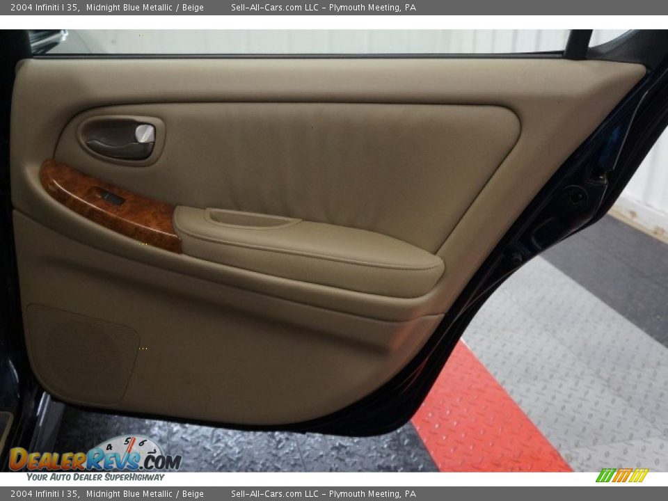 2004 Infiniti I 35 Midnight Blue Metallic / Beige Photo #17