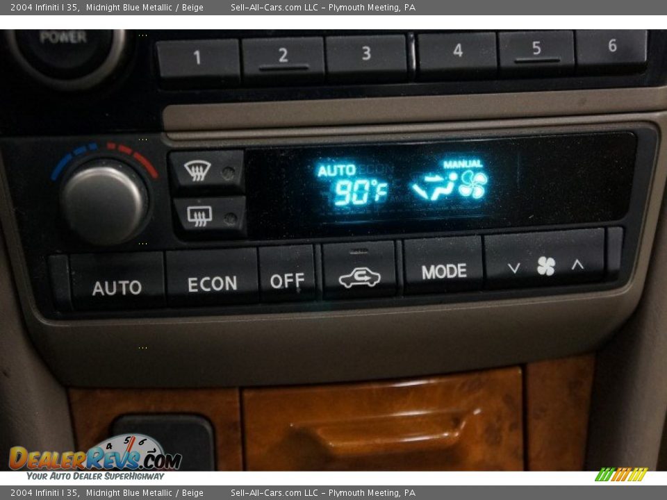 2004 Infiniti I 35 Midnight Blue Metallic / Beige Photo #32