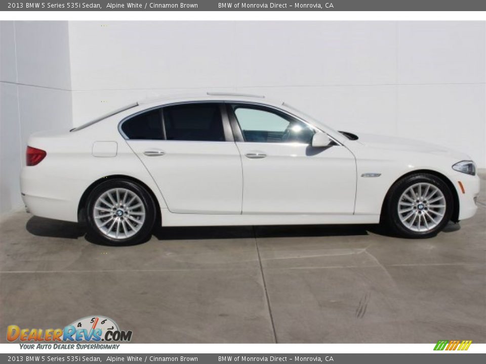 2013 BMW 5 Series 535i Sedan Alpine White / Cinnamon Brown Photo #2