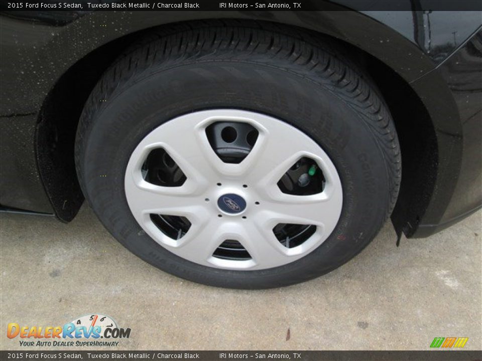 2015 Ford Focus S Sedan Tuxedo Black Metallic / Charcoal Black Photo #3