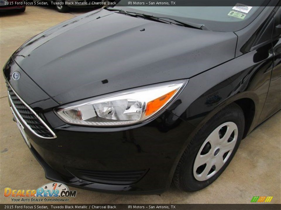 2015 Ford Focus S Sedan Tuxedo Black Metallic / Charcoal Black Photo #6