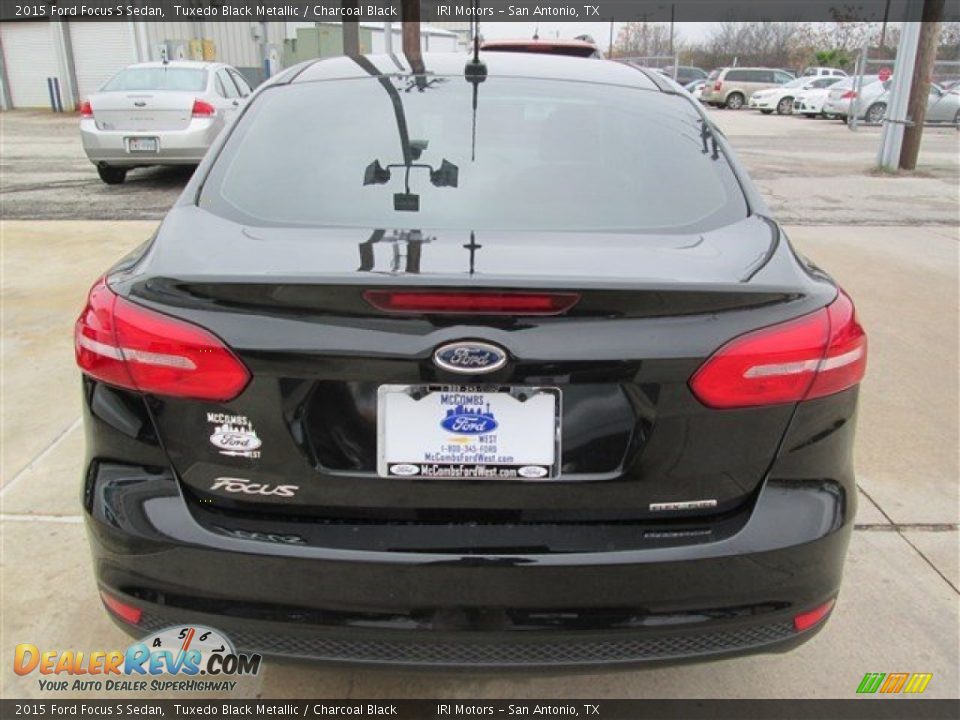 2015 Ford Focus S Sedan Tuxedo Black Metallic / Charcoal Black Photo #8