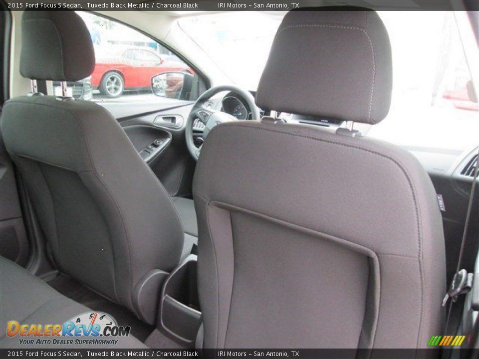 2015 Ford Focus S Sedan Tuxedo Black Metallic / Charcoal Black Photo #11