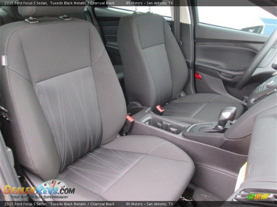 2015 Ford Focus S Sedan Tuxedo Black Metallic / Charcoal Black Photo #12