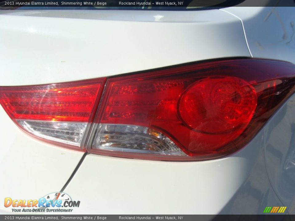 2013 Hyundai Elantra Limited Shimmering White / Beige Photo #20