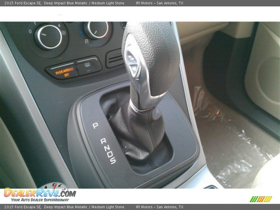 2015 Ford Escape SE Deep Impact Blue Metallic / Medium Light Stone Photo #32