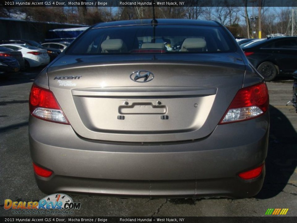 2013 Hyundai Accent GLS 4 Door Mocha Bronze / Beige Photo #5