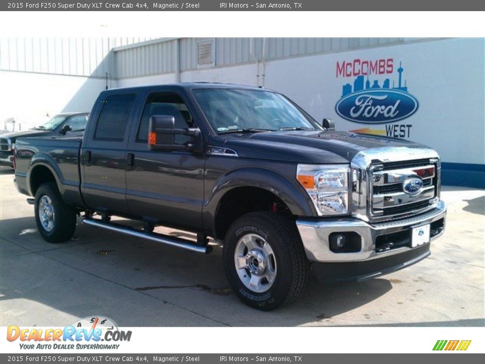 2015 Ford F250 Super Duty XLT Crew Cab 4x4 Magnetic / Steel Photo #2