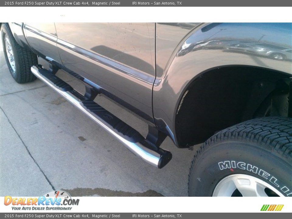 2015 Ford F250 Super Duty XLT Crew Cab 4x4 Magnetic / Steel Photo #5