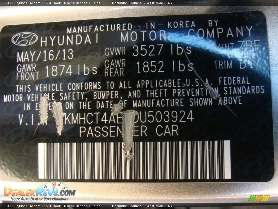 2013 Hyundai Accent GLS 4 Door Mocha Bronze / Beige Photo #29