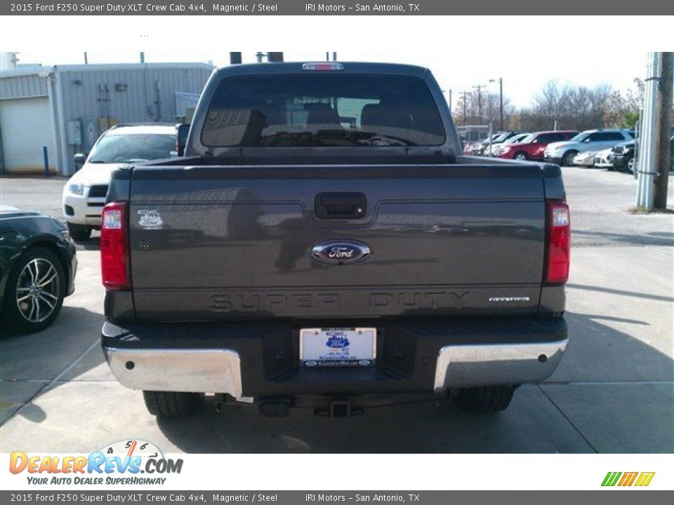 2015 Ford F250 Super Duty XLT Crew Cab 4x4 Magnetic / Steel Photo #14