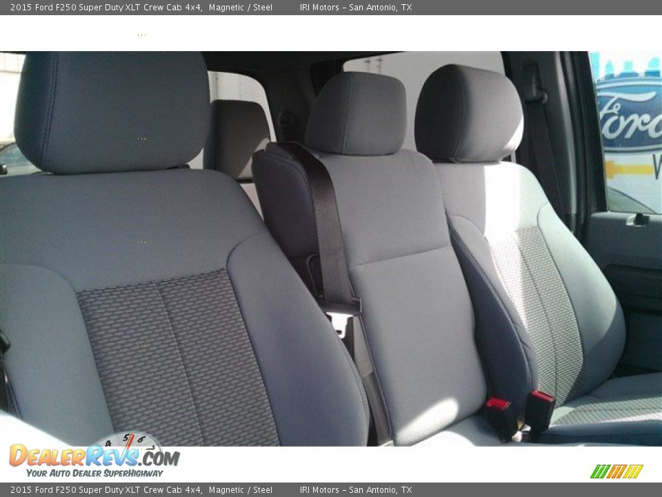 2015 Ford F250 Super Duty XLT Crew Cab 4x4 Magnetic / Steel Photo #19