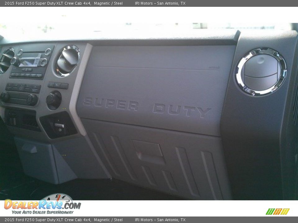 2015 Ford F250 Super Duty XLT Crew Cab 4x4 Magnetic / Steel Photo #22