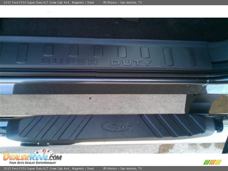 2015 Ford F250 Super Duty XLT Crew Cab 4x4 Magnetic / Steel Photo #24