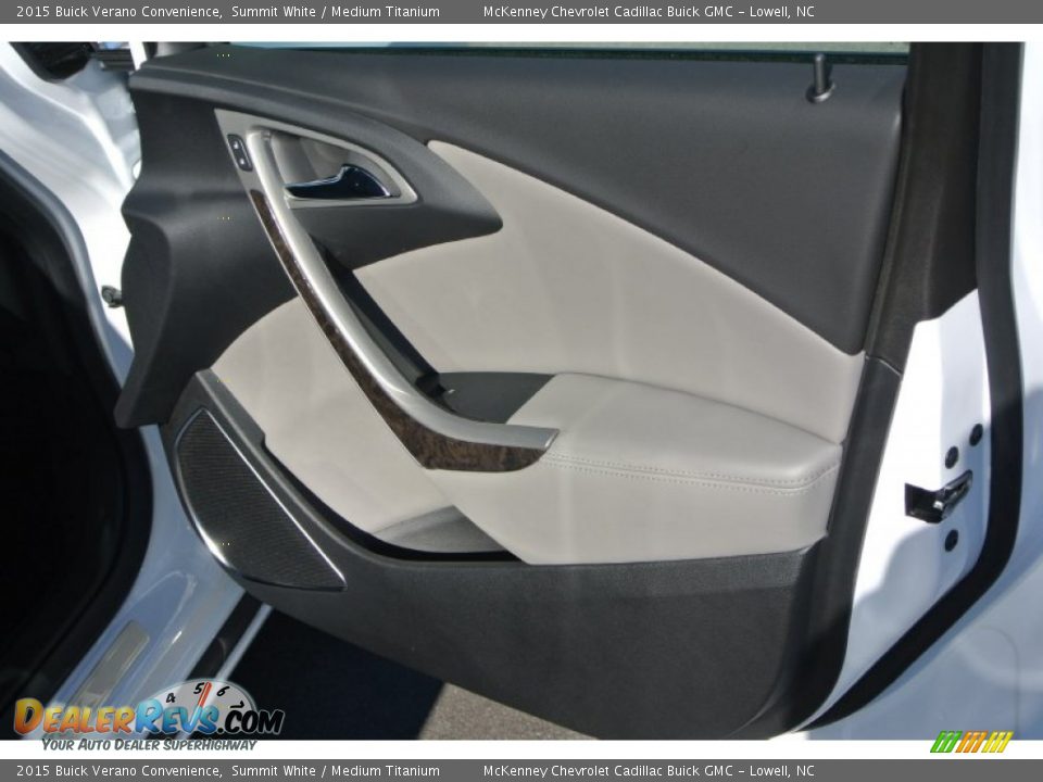 2015 Buick Verano Convenience Summit White / Medium Titanium Photo #17