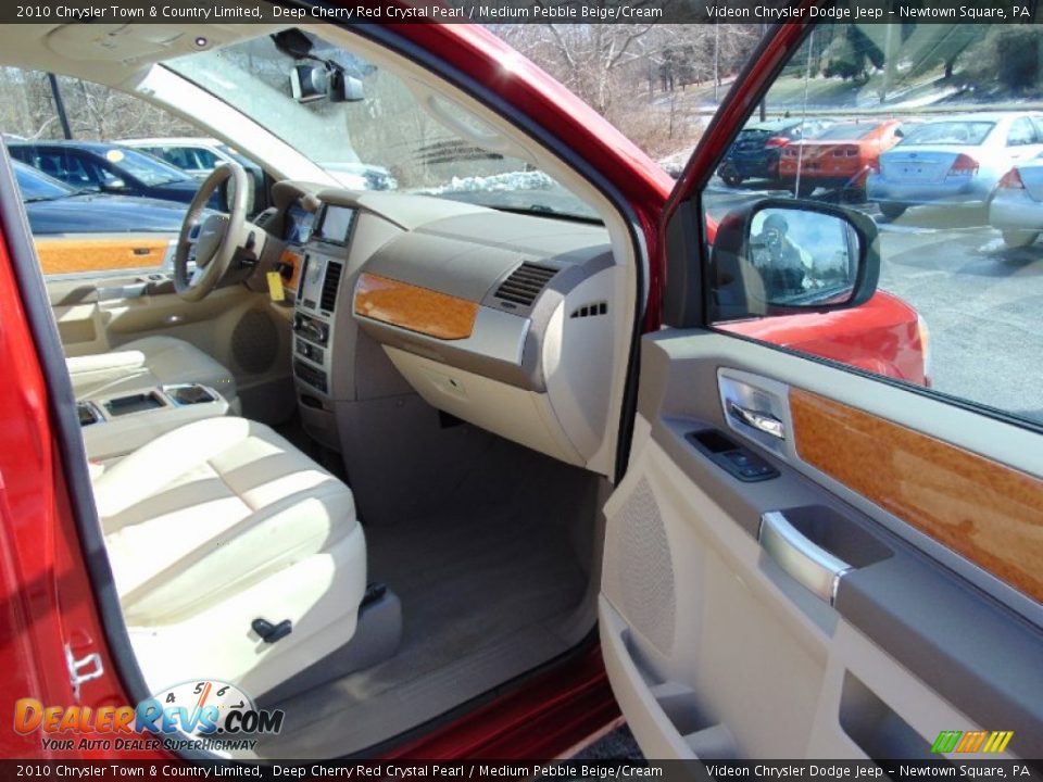 2010 Chrysler Town & Country Limited Deep Cherry Red Crystal Pearl / Medium Pebble Beige/Cream Photo #12