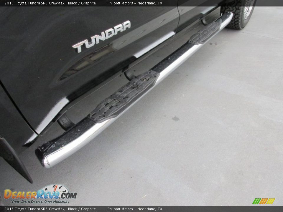 2015 Toyota Tundra SR5 CrewMax Black / Graphite Photo #12
