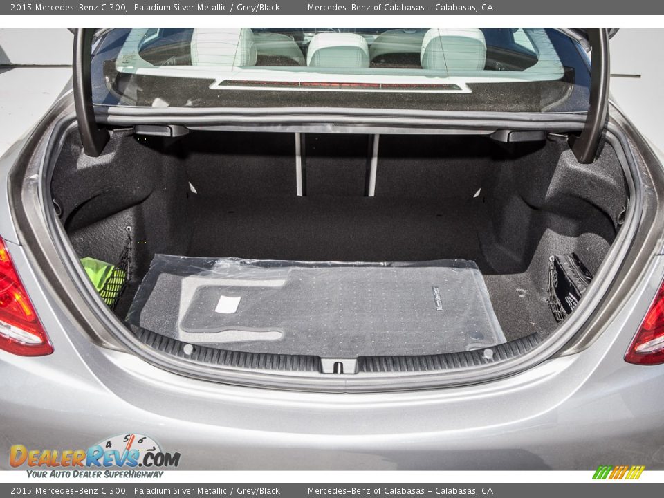 2015 Mercedes-Benz C 300 Paladium Silver Metallic / Grey/Black Photo #4