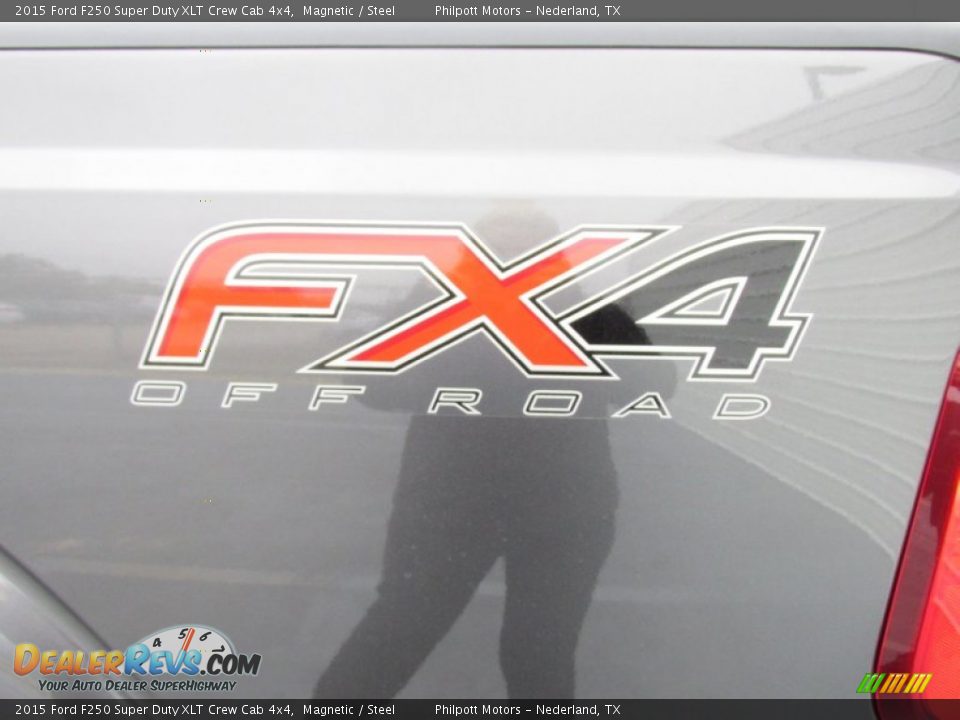 2015 Ford F250 Super Duty XLT Crew Cab 4x4 Magnetic / Steel Photo #18