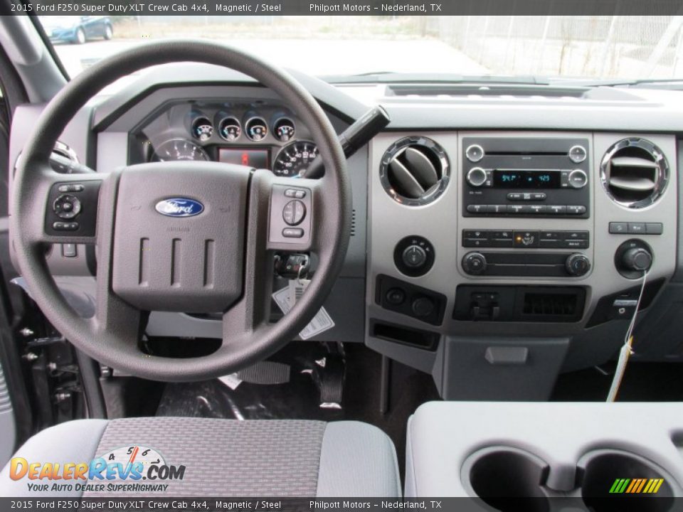 2015 Ford F250 Super Duty XLT Crew Cab 4x4 Magnetic / Steel Photo #26