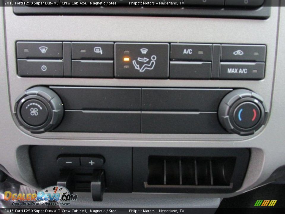 2015 Ford F250 Super Duty XLT Crew Cab 4x4 Magnetic / Steel Photo #29