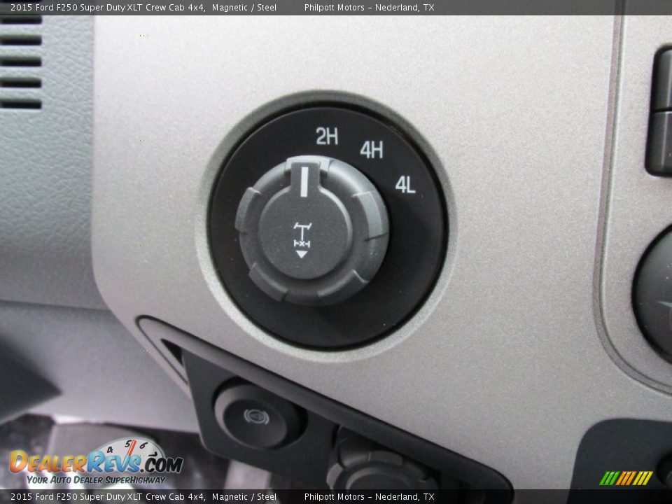 2015 Ford F250 Super Duty XLT Crew Cab 4x4 Magnetic / Steel Photo #32