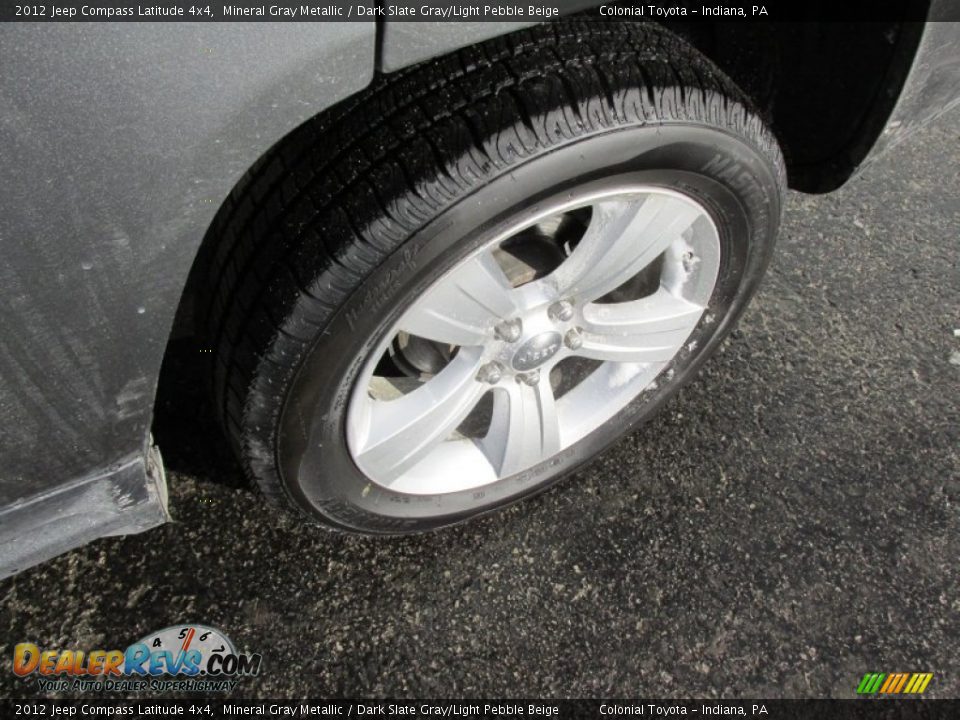 2012 Jeep Compass Latitude 4x4 Mineral Gray Metallic / Dark Slate Gray/Light Pebble Beige Photo #3