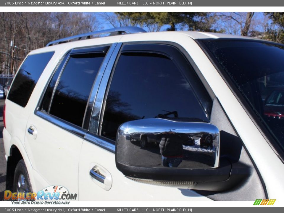 2006 Lincoln Navigator Luxury 4x4 Oxford White / Camel Photo #25