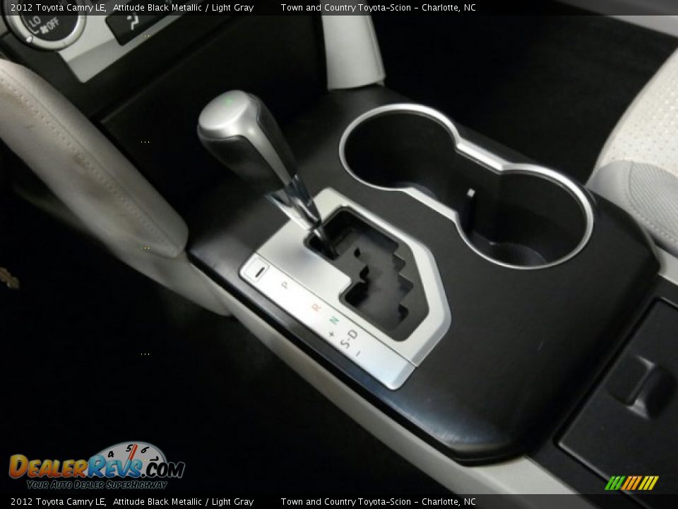 2012 Toyota Camry LE Attitude Black Metallic / Light Gray Photo #32