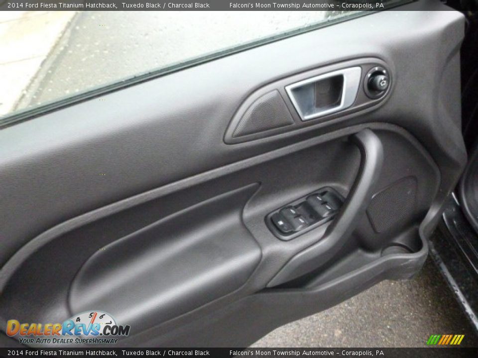 2014 Ford Fiesta Titanium Hatchback Tuxedo Black / Charcoal Black Photo #15