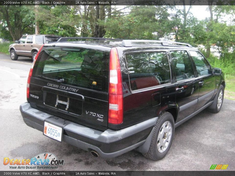 2000 Volvo V70 XC AWD Black / Graphite Photo #2