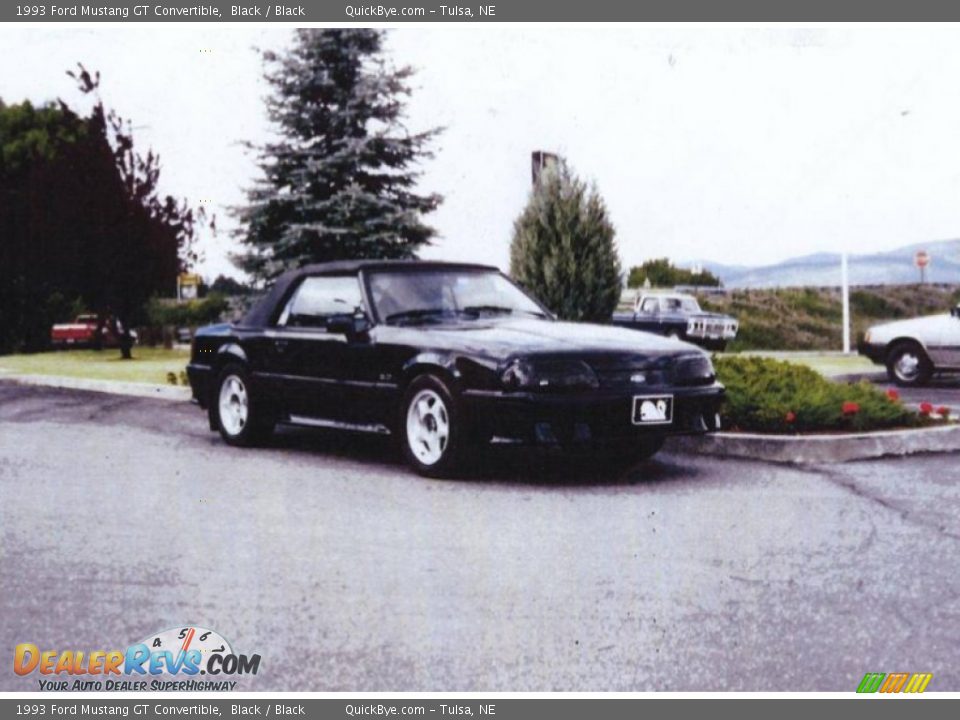 1993 Ford Mustang GT Convertible Black / Black Photo #4