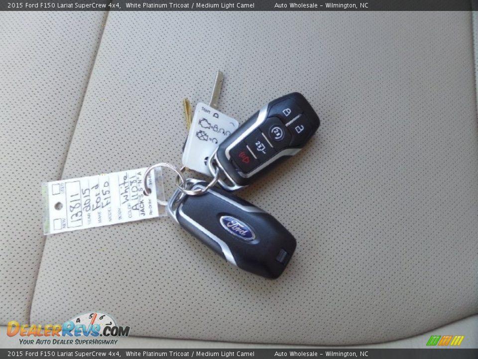 Keys of 2015 Ford F150 Lariat SuperCrew 4x4 Photo #20