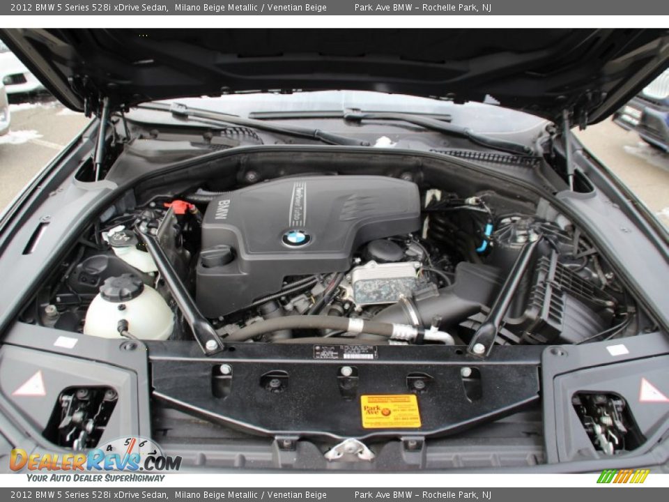 2012 BMW 5 Series 528i xDrive Sedan Milano Beige Metallic / Venetian Beige Photo #28