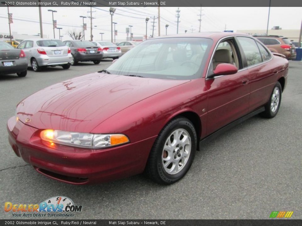 2002 Oldsmobile Intrigue GL Ruby Red / Neutral Photo #2
