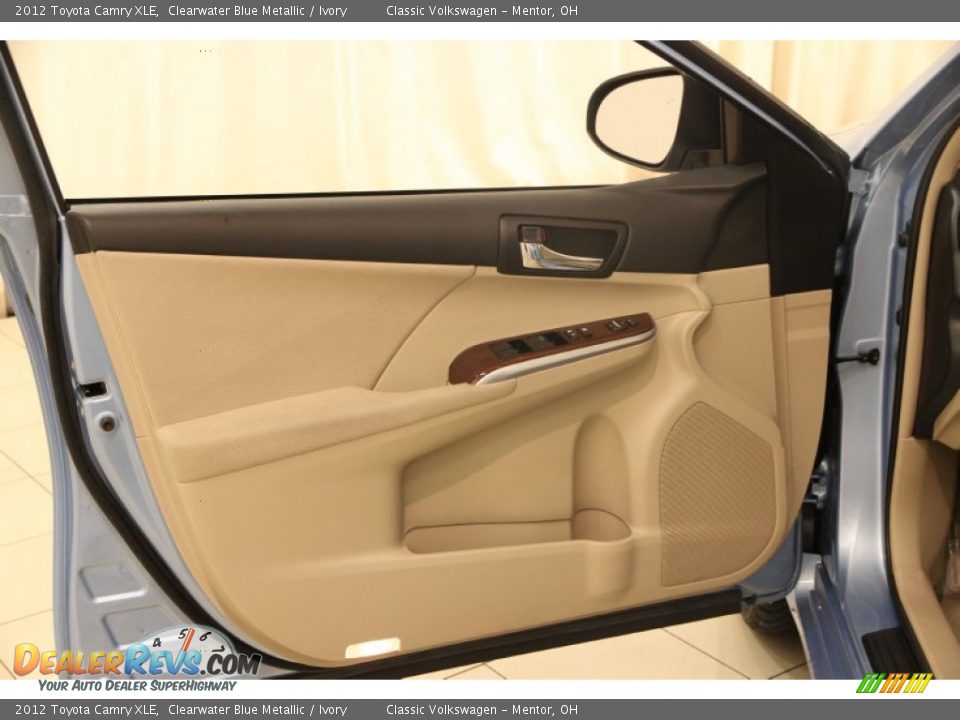 2012 Toyota Camry XLE Clearwater Blue Metallic / Ivory Photo #4