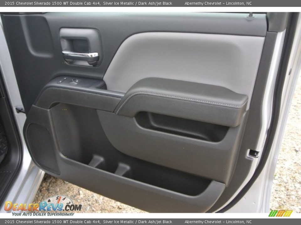 2015 Chevrolet Silverado 1500 WT Double Cab 4x4 Silver Ice Metallic / Dark Ash/Jet Black Photo #17
