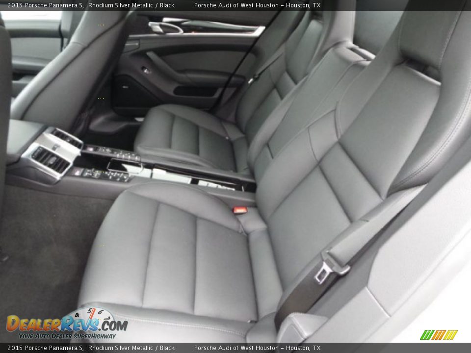 Rear Seat of 2015 Porsche Panamera S Photo #24