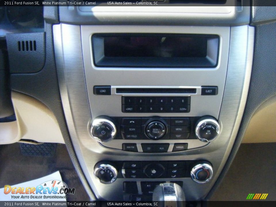 2011 Ford Fusion SE White Platinum Tri-Coat / Camel Photo #7