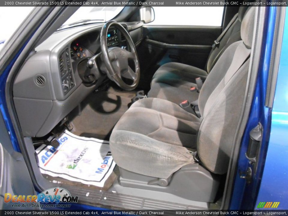 Dark Charcoal Interior - 2003 Chevrolet Silverado 1500 LS Extended Cab 4x4 Photo #8