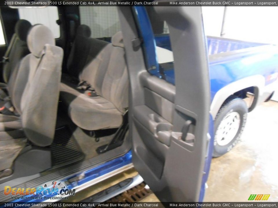 2003 Chevrolet Silverado 1500 LS Extended Cab 4x4 Arrival Blue Metallic / Dark Charcoal Photo #12