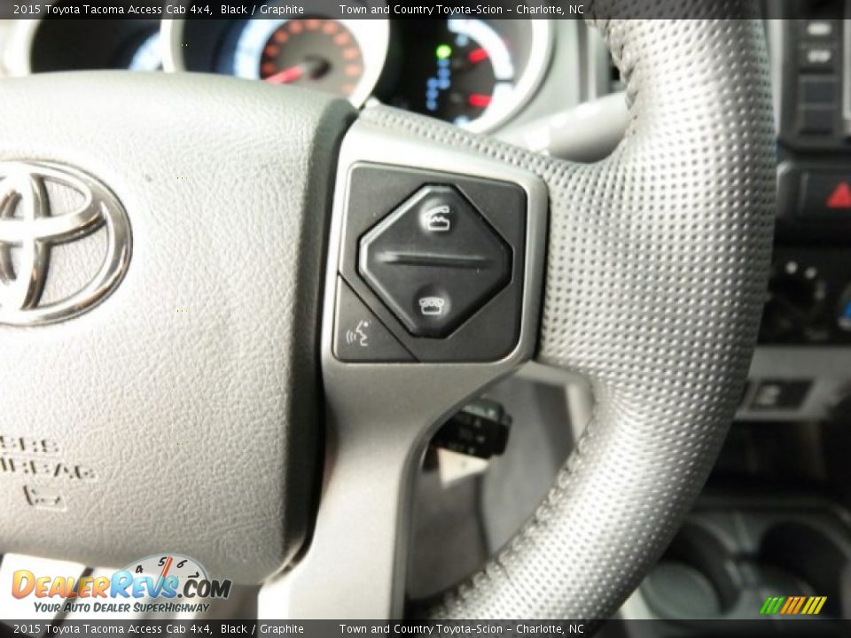Controls of 2015 Toyota Tacoma Access Cab 4x4 Photo #33